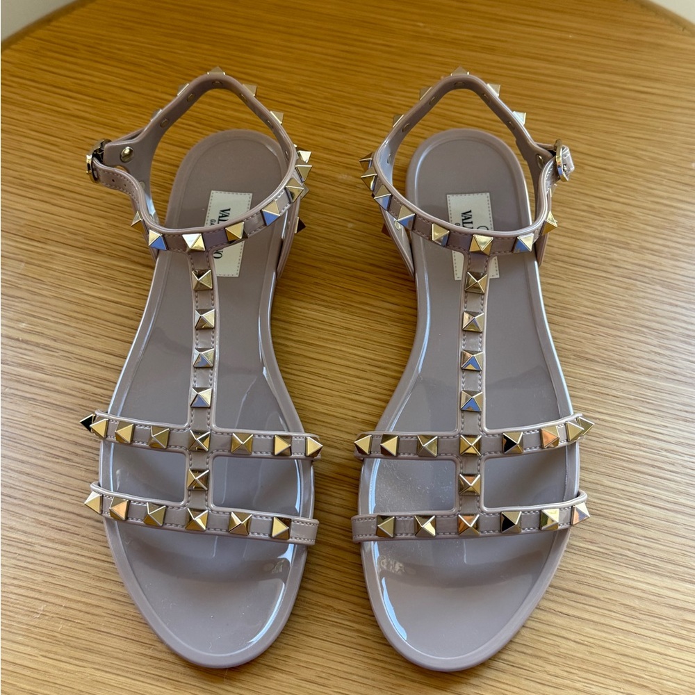 Rockstud Jelly Flat Gladiator Sandals - Color Poudre